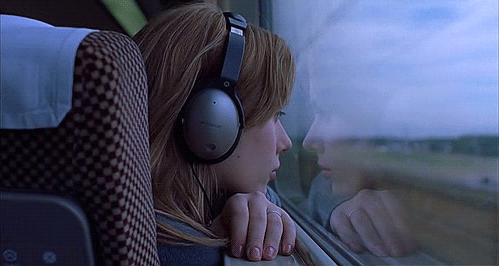 road-trip-headphones